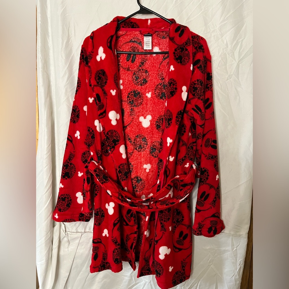 Disney Mickey Mouse Robe - Picture 3 of 6